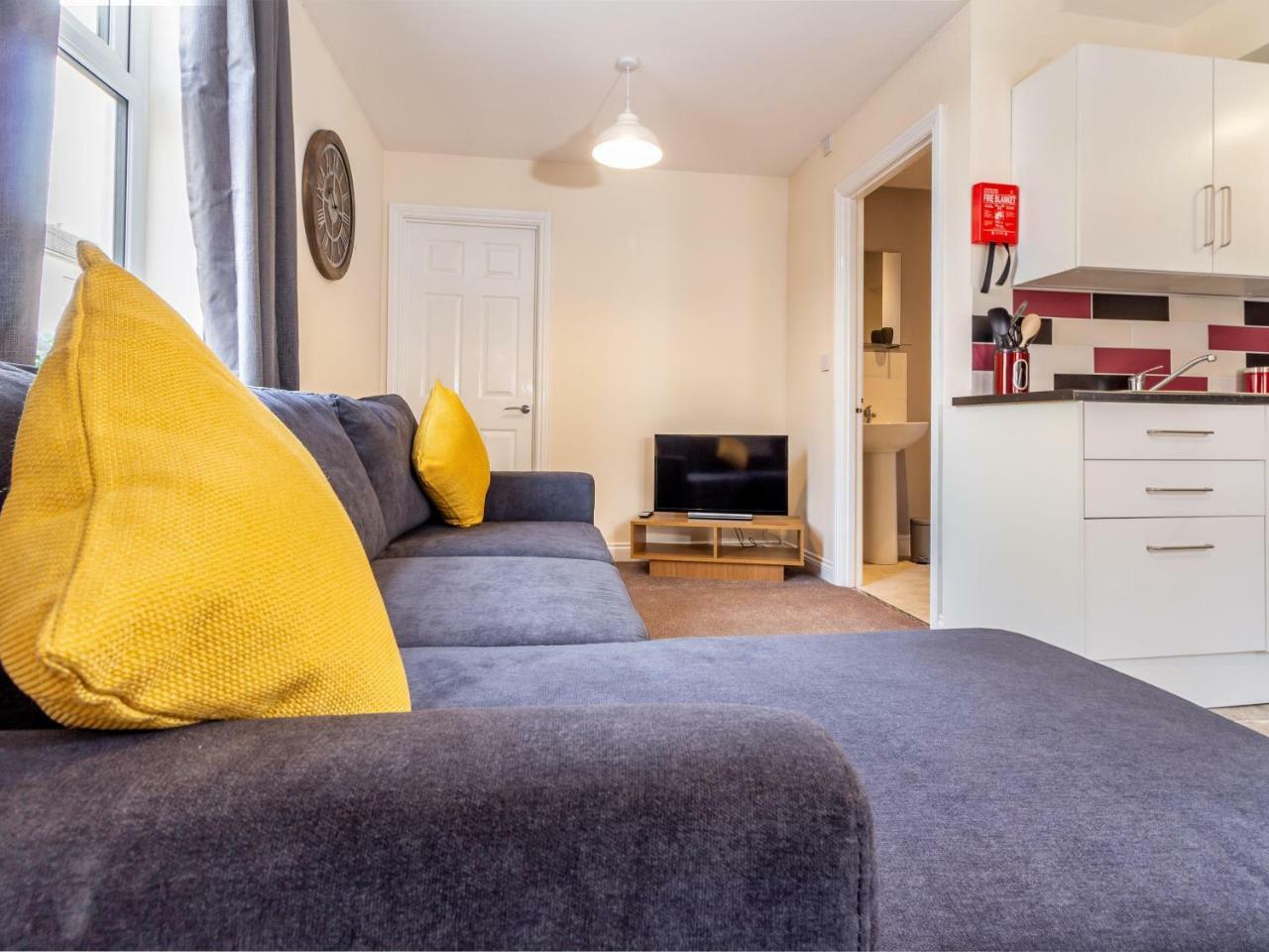 Northfield Street, Worcester City Centre - Guest Homes מראה חיצוני תמונה